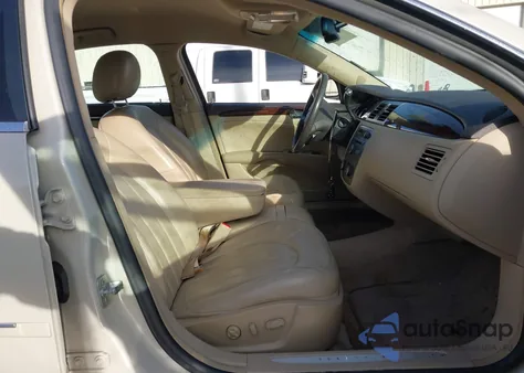 2011 Buick Lucerne Cxl z USA, uszkodzony, nr VIN 1G4HC5EM0BU100500